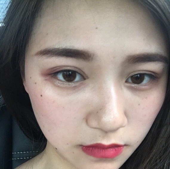 我有一个让人过目不忘的俏丽鼻子,不看后悔