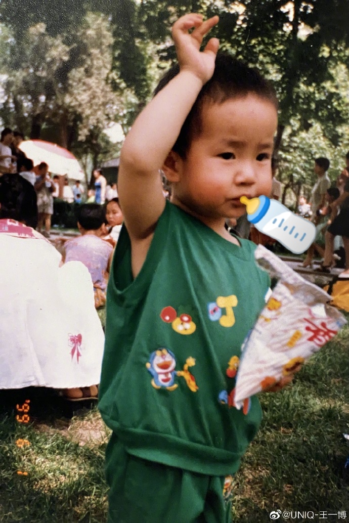 王一博童年照##王一博##帮王一博p儿童节礼物