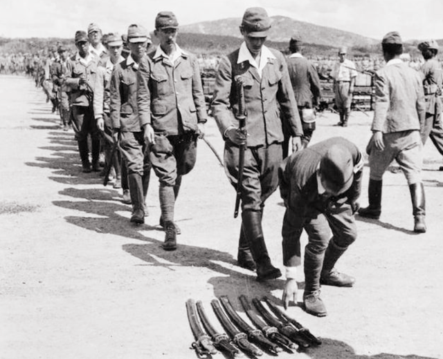 东南亚地区受降的日军军官