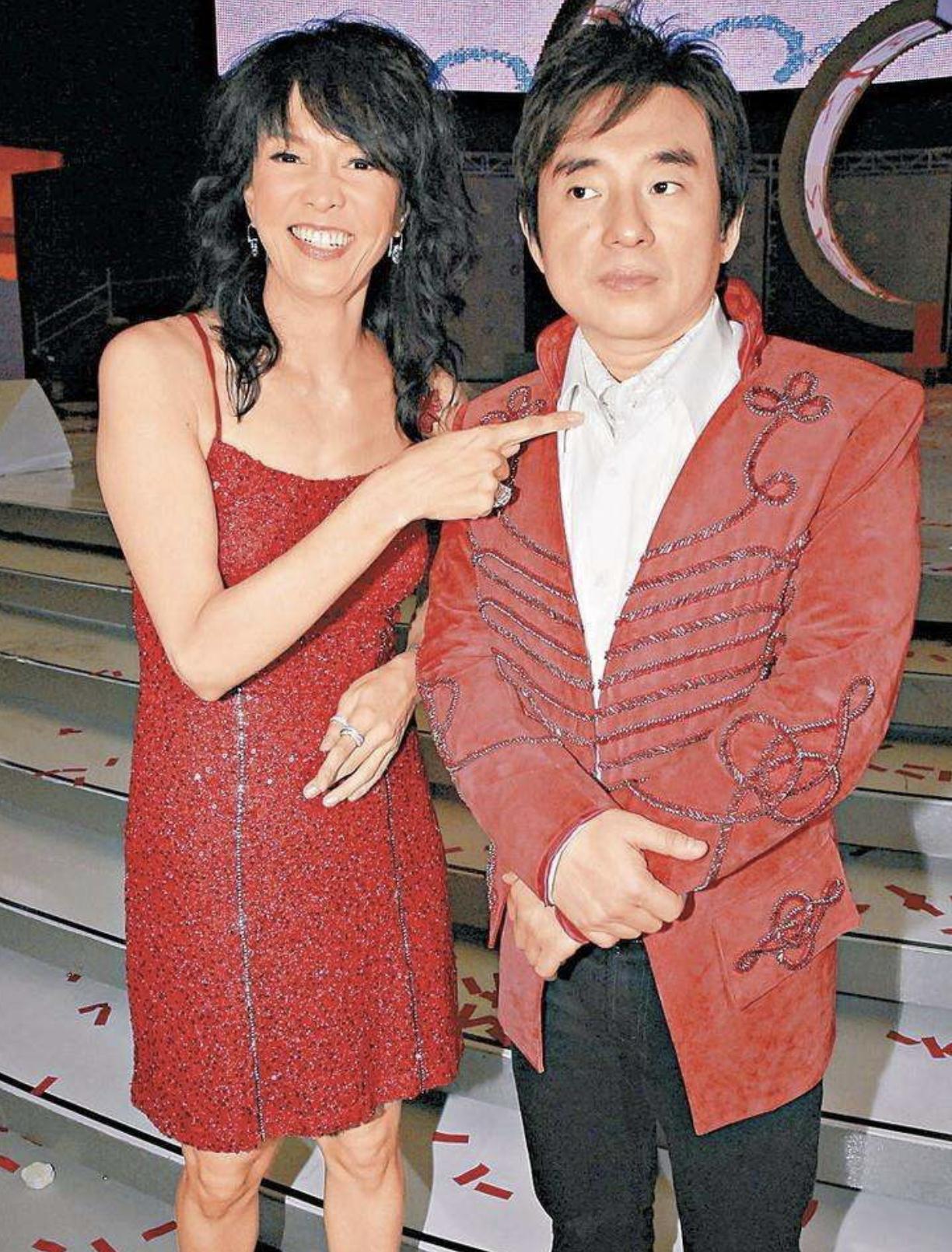 女星郑裕玲的励志人生,和她生命中爱过的2个重要男人_周润发_因为