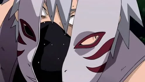 卡卡西被大蛇丸吓得瑟瑟发抖,不敢还手,你还是我的旗木五五开吗