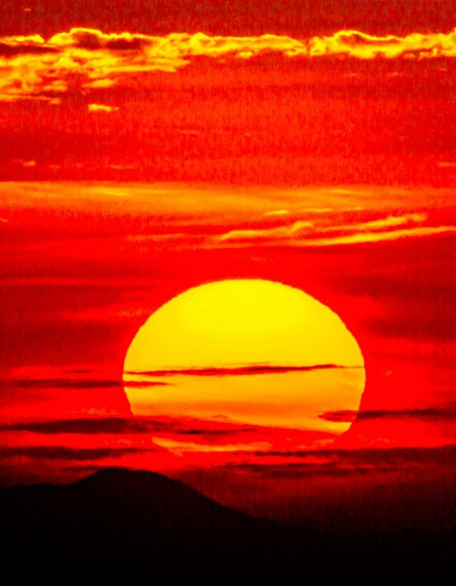 一山跨4省,一般人只知爬山赏景,不知这才是河南拍摄日出最美地