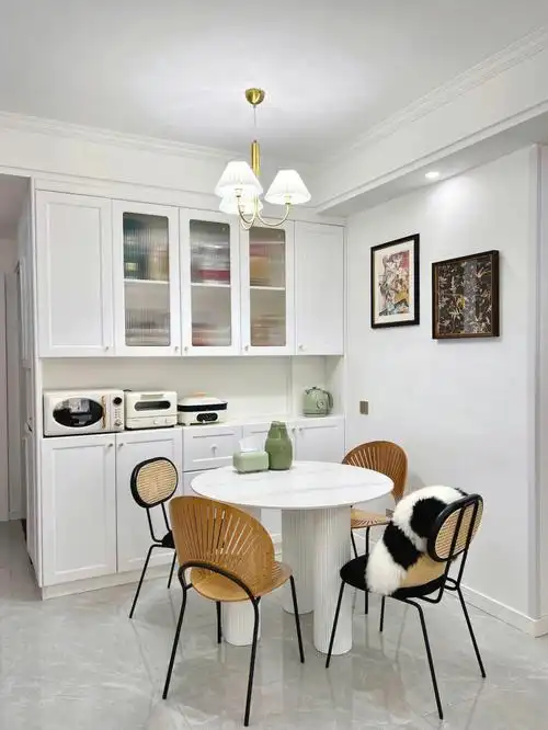 小户型餐厅|方桌or圆桌怎么选,附具体尺寸