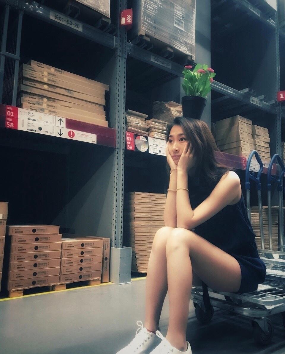 孙红雷眼光真好,小15岁老婆身材完美长相高级,网友:真般配_王骏迪