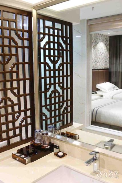 精河领御国际精品酒店