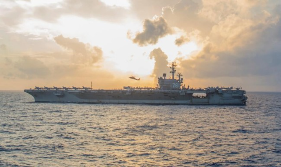 前轰炸机领航员王云飞:轰6k驱离的不是航母,另谈几个争议问题