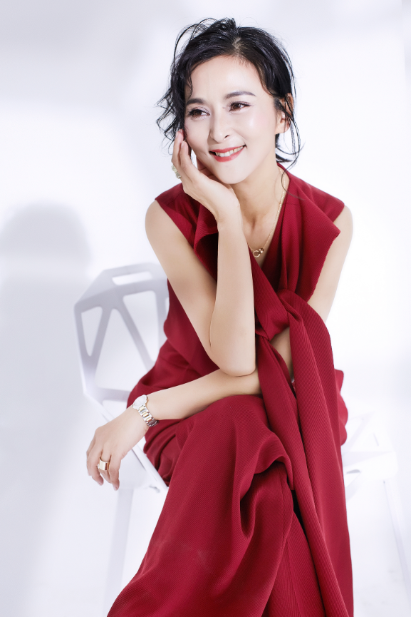 【悦听新歌】何音《梅花三弄》