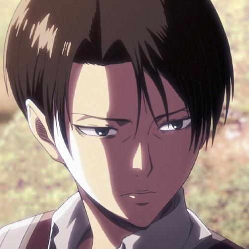 进击的巨人利威尔兵长动漫男头像