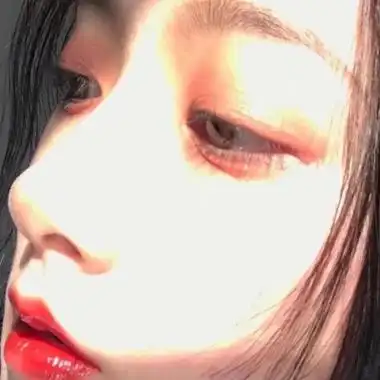 女生眼睛头像高清高清丧气只露眼睛的伤感头像女图片