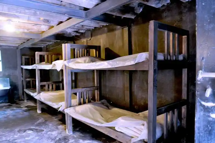 红岩魂,爱国情,——鲅鱼圈区实验中学参加区教育局课本剧比赛纪实