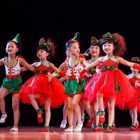 爱逛街为您找到六一儿童演出服相关的宝贝,您可以在下面的板块中挑选