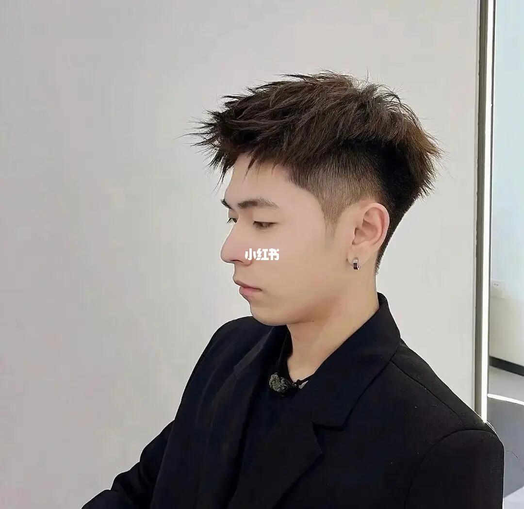 男生短发发型推荐