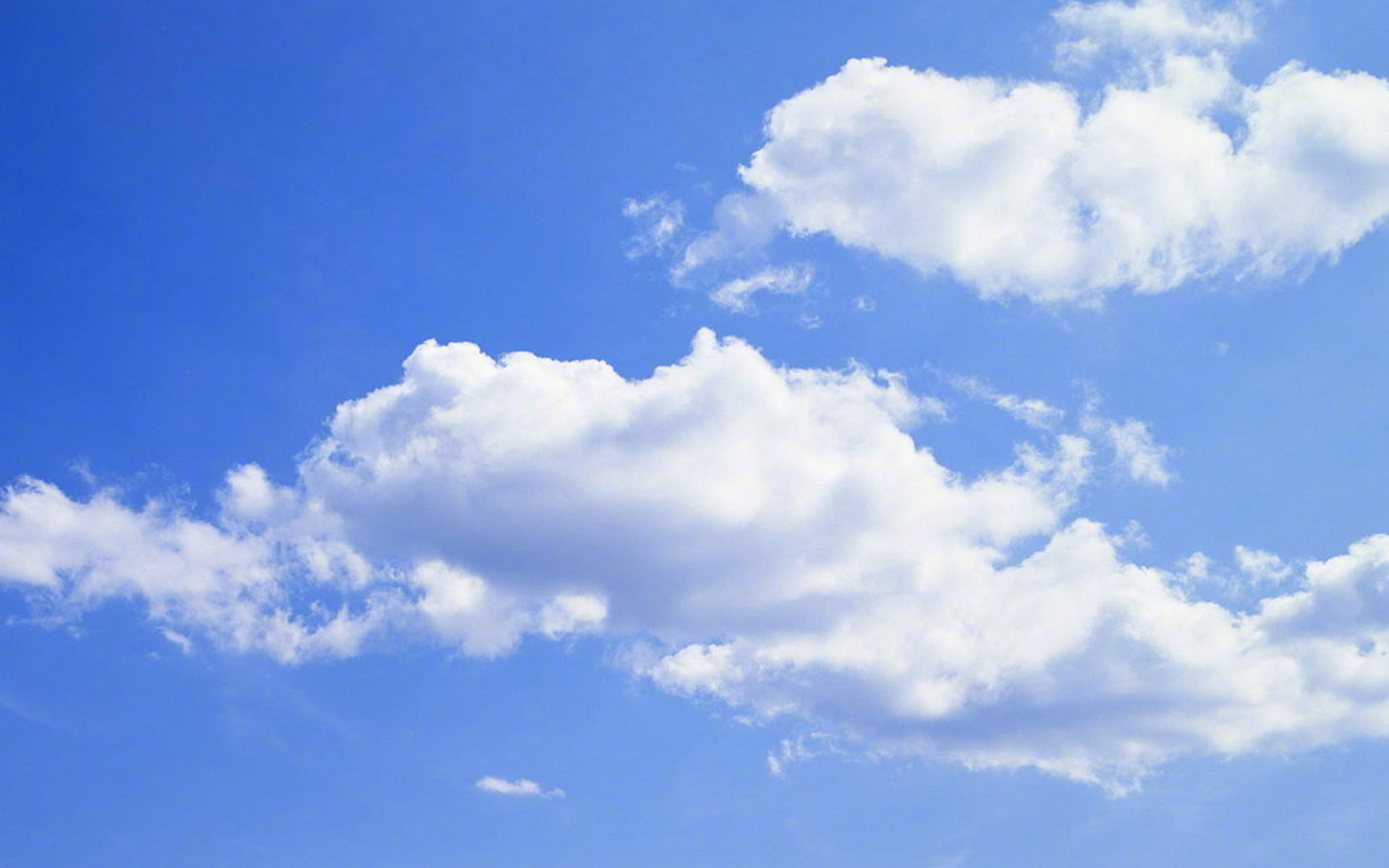 蓝色天空唯美风景图片高清壁纸