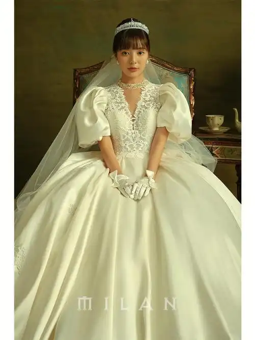 小众高级的复古宫廷风婚纱照值得珍藏一生