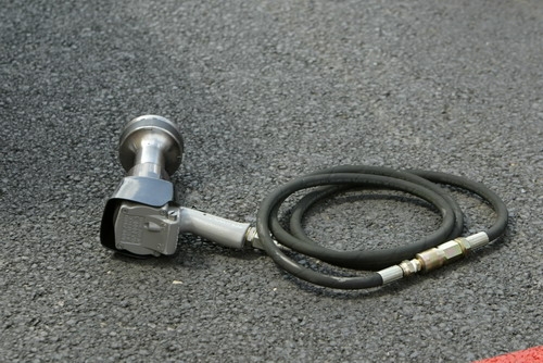 图文土耳其维修站东西杂烩这个气锤很孤单