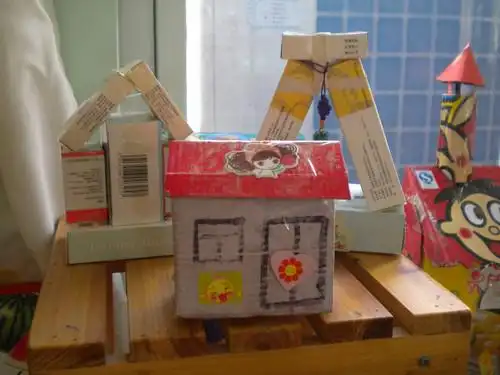 作品展"纸盒造型"