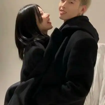 情侣头像超仙真人 高清双人神仙情侣头像真人一人一半图片_情侣头像