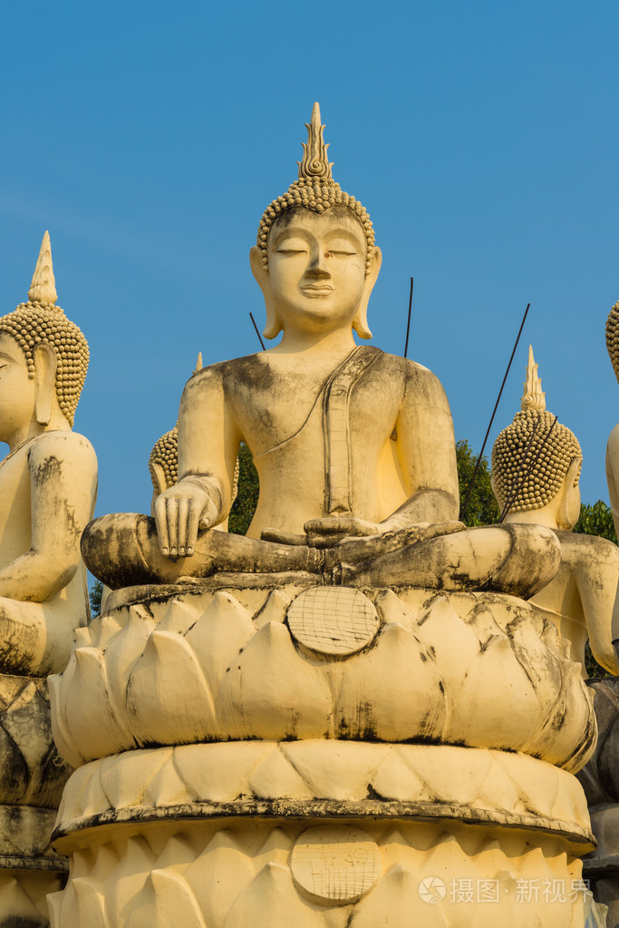 在泰国寺佛像
