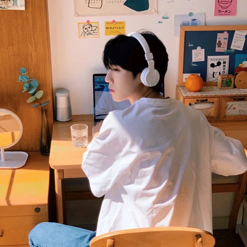 阳光男生头像 只要心中充满阳光 每一个日子都能过得滚烫  67