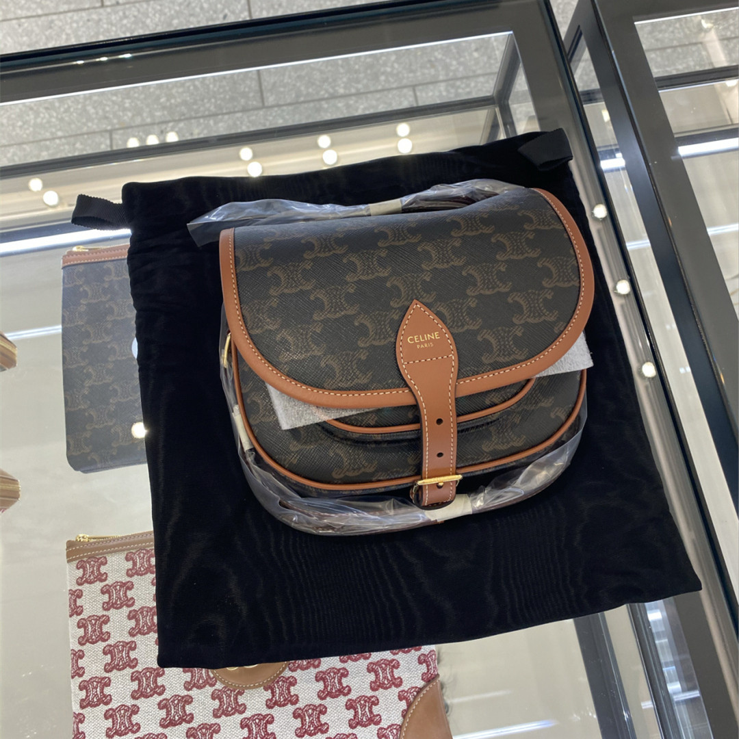 celine/赛琳复古老花马鞍包凯旋门邮差包翻盖单肩斜挎包 优歆代购