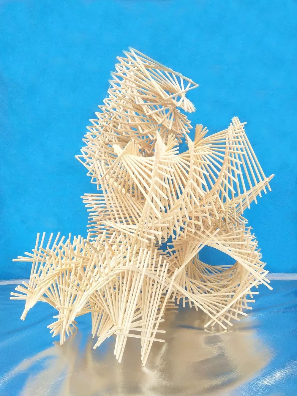 2018级室内艺术设计立体构成作品展_材料