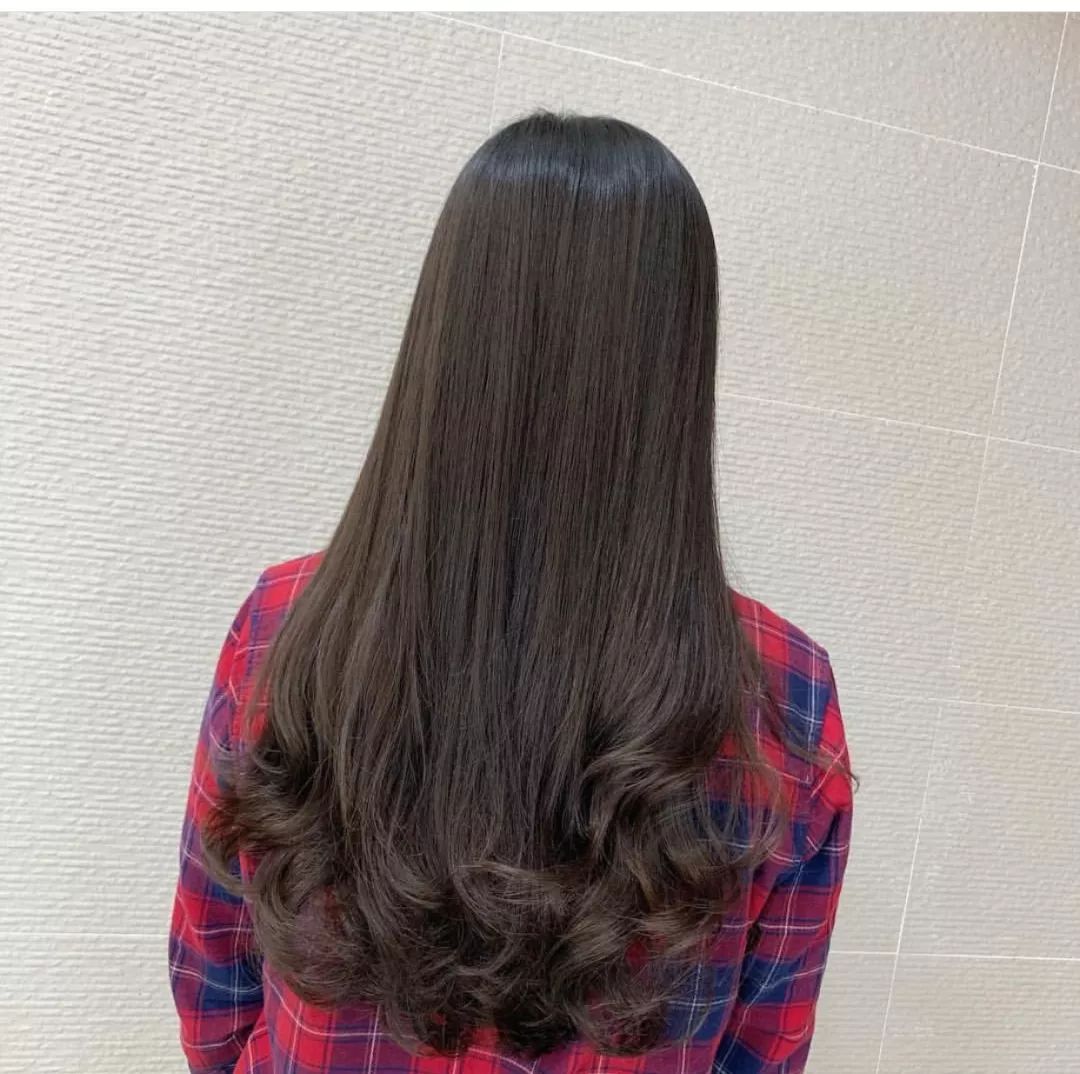 2020流行"烫半头",简单好打理,随意吹吹就很美!