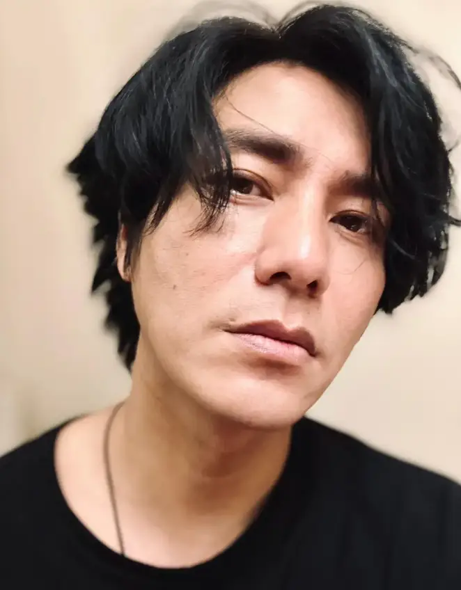 原创陈坤素颜照引发热议真实面容获网友点赞