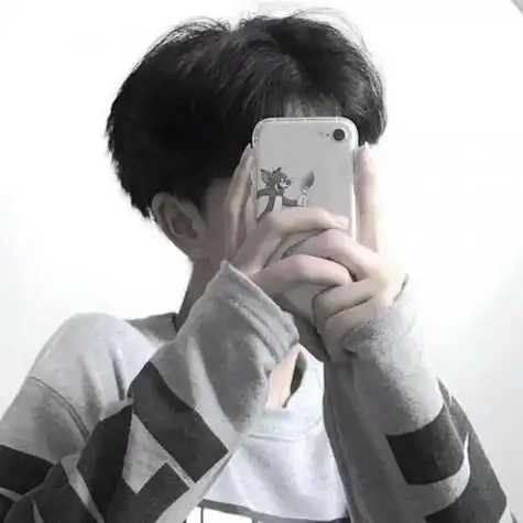 真人头像对着镜子拍照男 男生头像图片大全 -【爱个性】