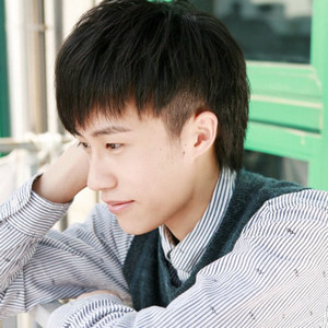 什麽发型适合17岁男生(必须有图)