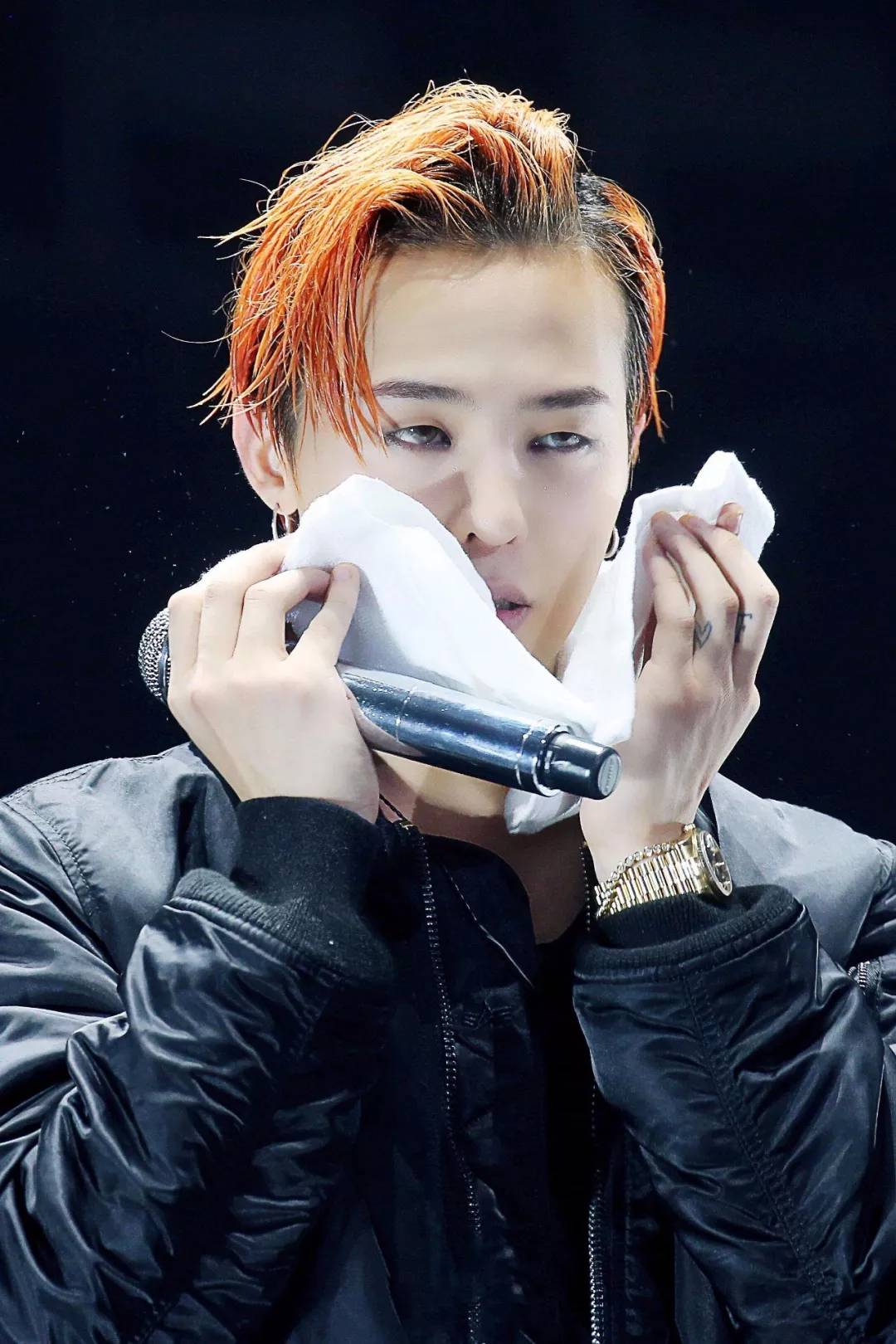 一次修眉,引发对"男性异装"的思考