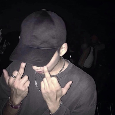 招财吉利带来好运的男生头像