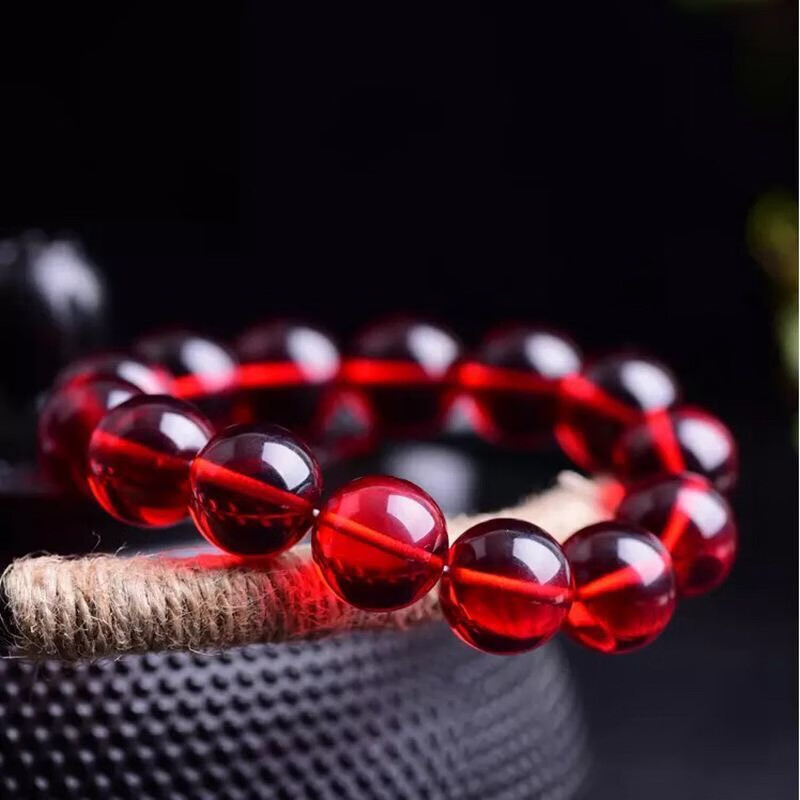 dolv血珀手串缅甸手链本命年女生日礼物补气血琥珀蜜蜡原石男女款