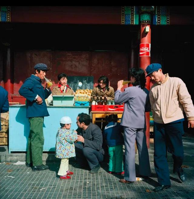 80年代的老照片,每张都会让我们回忆起当年