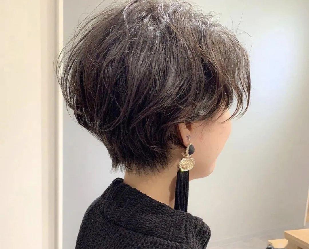 "纹理短烫发"30款_短发