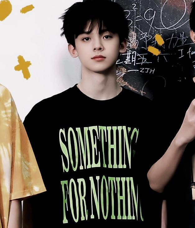 tf三代左航被救护车拉走!