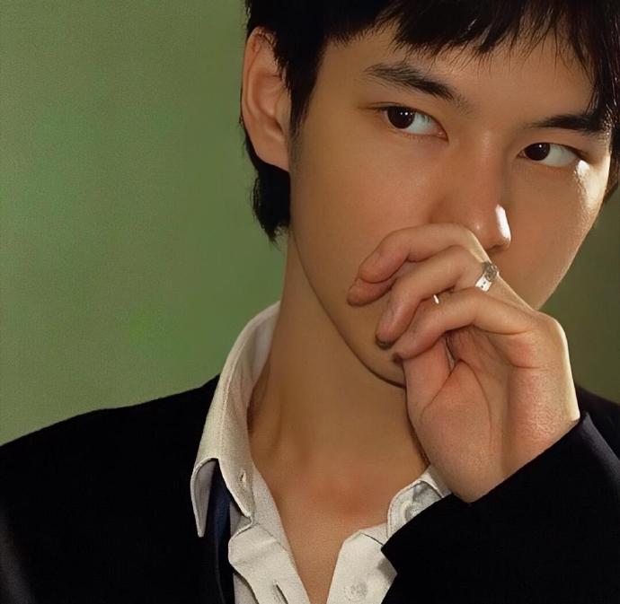 氛围感男生头像