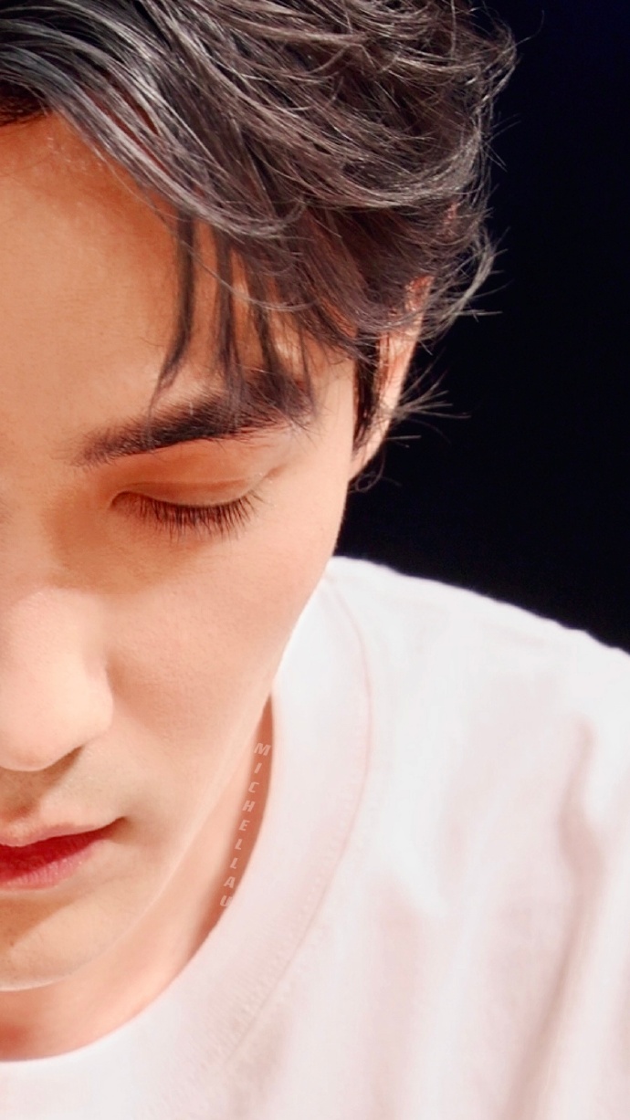 朱一龙##长睫毛