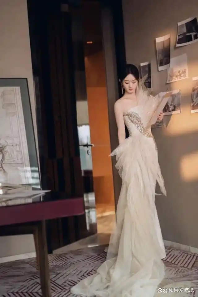 鹅厂举办接凤宴赵丽颖绝美仙女裙与凤行风光无限