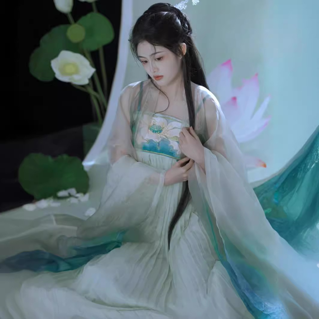 拒相思唐制汉服古装女款仙气逸诃子裙刺绣汉元素大袖衫套装-阿里巴巴