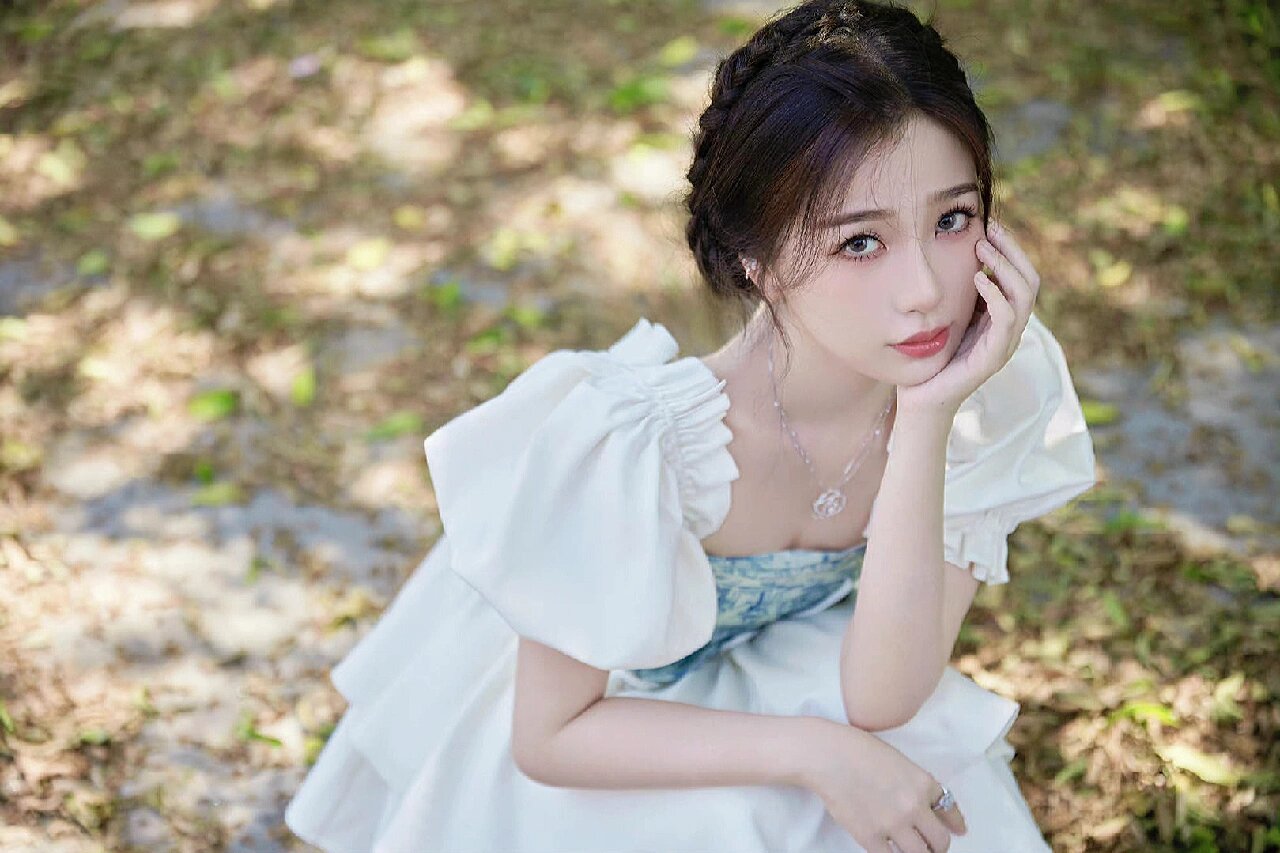 虞书欣绝美高清图片来啦~期待你好星期六