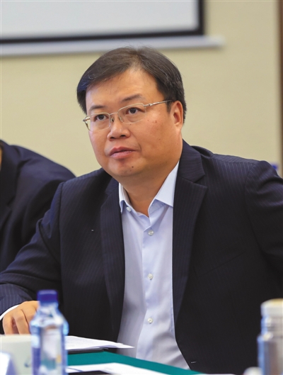 连发安全事故 碧桂园总裁鞠躬道歉|碧桂园|莫斌|安全事故_新浪网