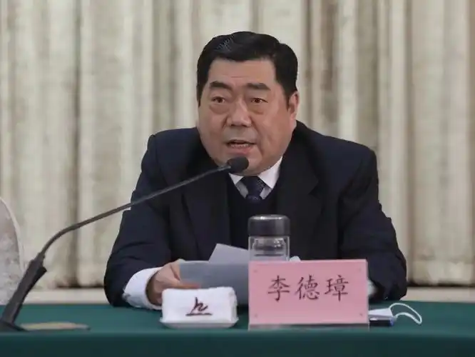 李德璋表示,我市将当好有求必应,无事不扰的金牌"店小二",让企业家在