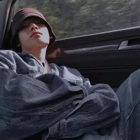 男生头像痞帅痞帅的那种绝对的有个性