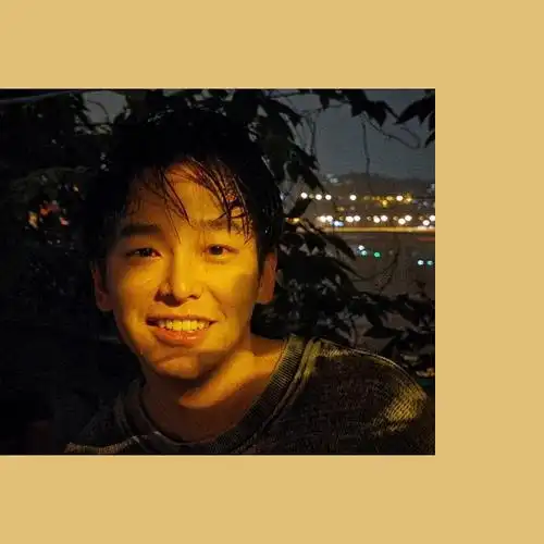 (保护我方膨膨)分享黄觉摄像头下的彭昱畅//疯犬.