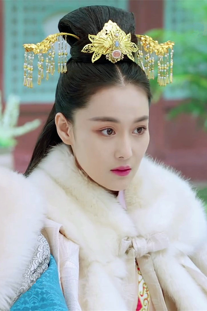 花谢花飞花满天-谢千寻-张馨予饰