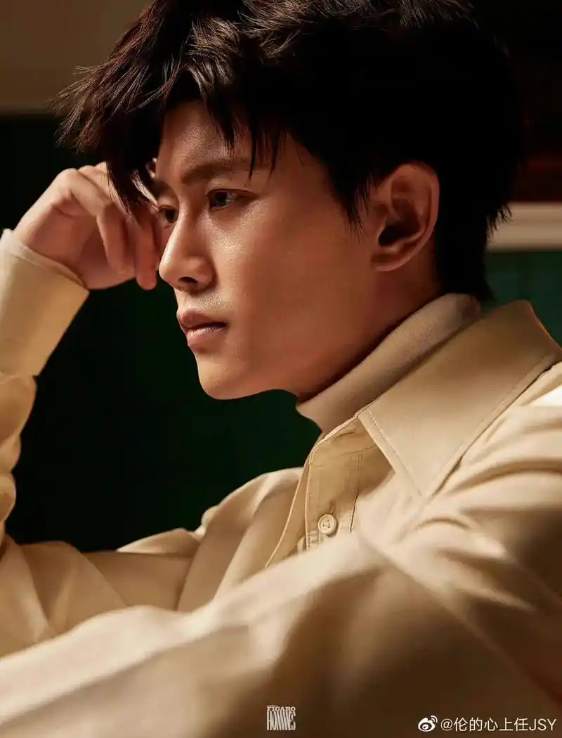 杂志封面 #任嘉伦allen #时尚大片 爱了爱了 - 抖音