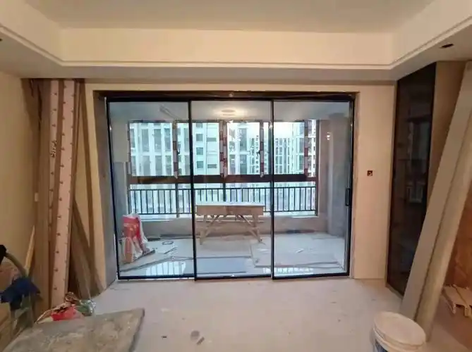 三联动吊轨移门