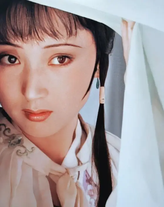 真是"林黛玉"的最佳人选!她的清纯和性感并存,真是让人惊艳.