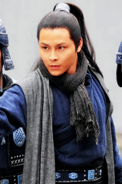 而由侯梦瑶,郭品超[微博],吕良伟[微博],刘德凯等主演以《木兰辞》为