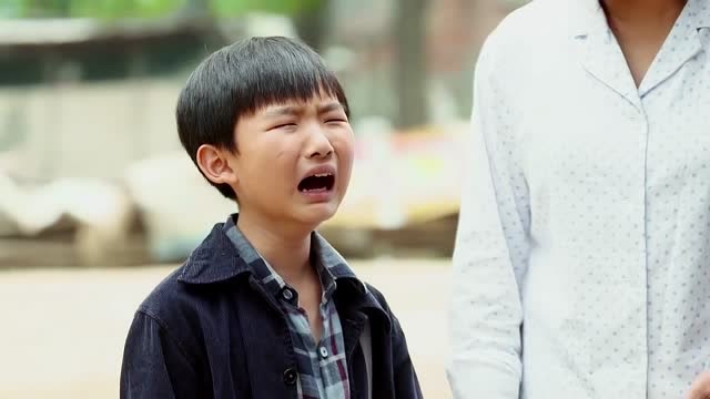 俺娘田小草:小草主动带大龙去赔礼道歉 没想到大嘴得理不饶人了